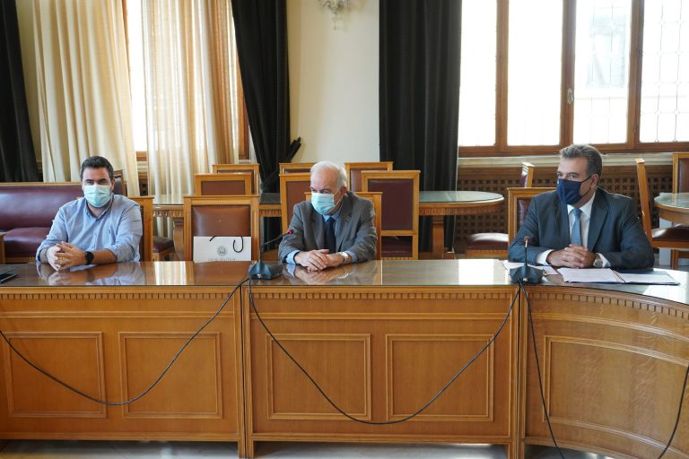Δήμαρχος Ηρακλείου: « Έχουμε πολύ καλή συνεργασία με το Υπουργείο Τουρισμού για την αντιμετώπιση των συνεπειών της Πανδημίας»