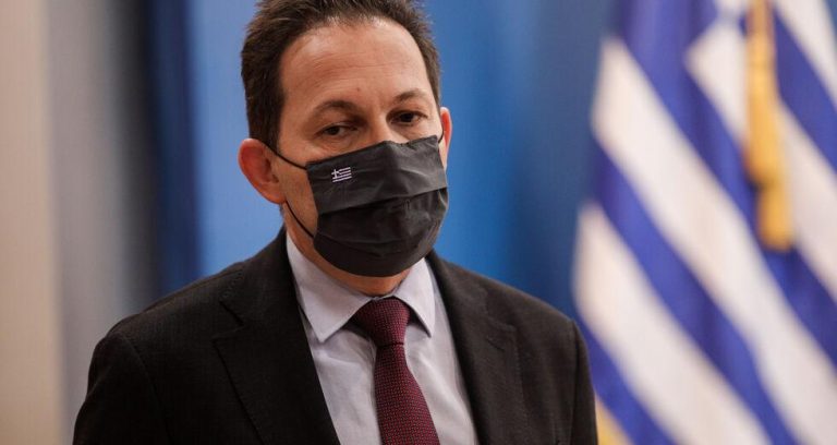 Ο Πέτσας δεν απέκλεισε ούτε τοπικά lockdown, ούτε τεστ για μετακινήσεις από νομό σε νομό -«Οποιο μέτρο χρειαστεί, θα ληφθεί»