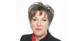 H γλώσσα κόκκαλα δεν έχει…