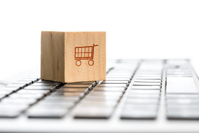 Επιδότηση 5.000 ευρώ για e-shop, υποβλήθηκαν 11.500 αιτήσεις