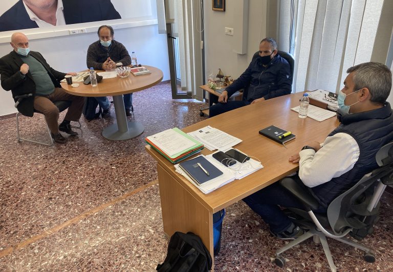 Τα προβλήματα του εμπορικού κόσμου στο επίκεντρο συνάντησης