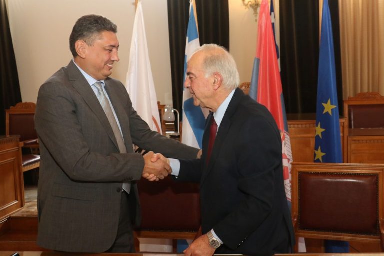 Ευχές από τον Δήμαρχο Τσουκάριτσα Βελιγραδίου στον Δήμαρχο Ηρακλείου για την Επέτειο των 200 ετών από την Επανάσταση του 1821