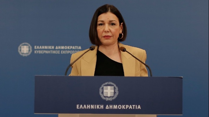 Live η ενημέρωση της Αριστοτελίας Πελώνη