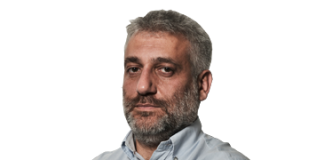 Και γιατί δεν αγοράζουμε το ρωσικό εμβόλιο;