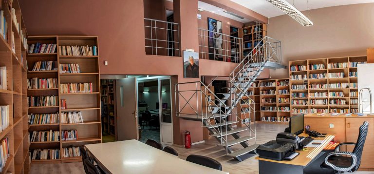 Με “book… away” ο δανεισμός στη Δημοτική Βιβλιοθήκη Μαλεβιζίου!