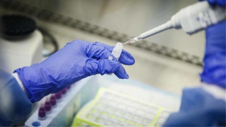 Εμβόλιο: Πότε η σειρά των 50αρηδων -Όλο το χρονοδιάγραμμα
