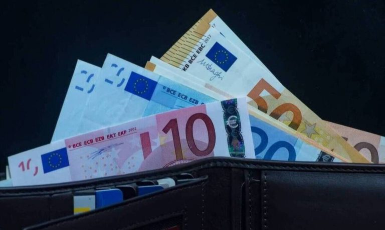 Συντάξεις: Έρχονται μόνιμες αυξήσεις – Ποιοι είναι οι δικαιούχοι