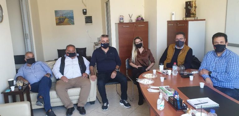 Eπίσκεψη στα γραφεία του Συνδέσμου Ιδιοκτητών Τουριστικών Λεωφορείων Κρήτης