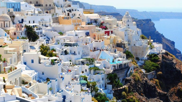Τουρισμός: Ανοίγει επίσημα στις 14 Μαΐου – Τι λένε οι φορείς του κλάδου