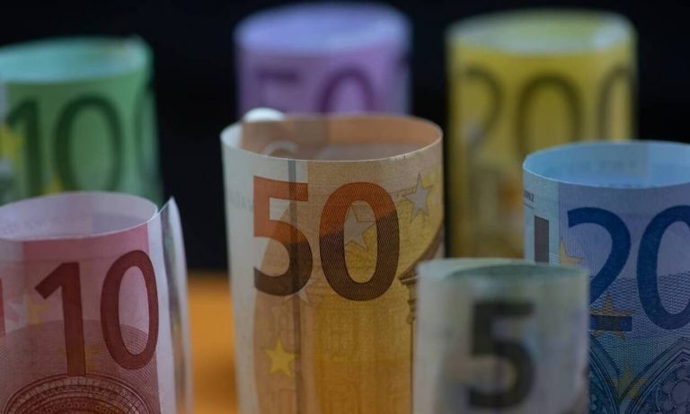 Youth Pass: Μόνιμο μέτρο το voucher των 150 ευρώ για τους 18άρηδες -Πού θα χρησιμοποιείται