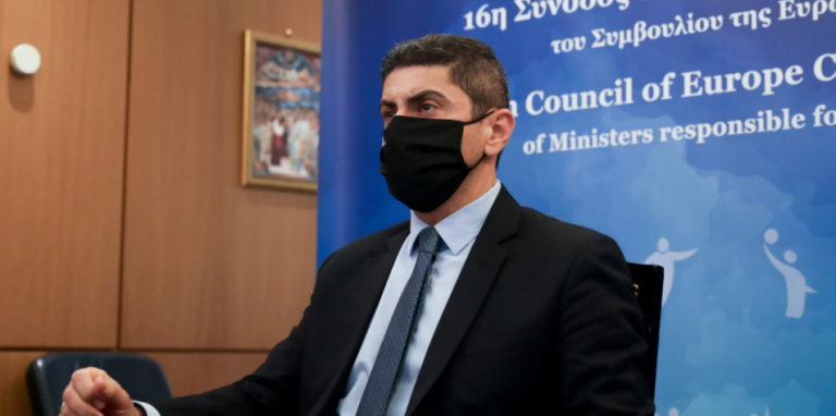 Σύσκεψη Αυγενάκη στον Δήμο Μινώα Πεδιάδας για τις ζημιές από τους σεισμούς
