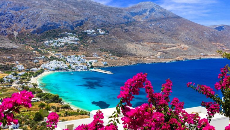 Τρέχει το πρόγραμμα «Ελευθερία» -Ξεκινούν σήμερα οι εμβολιασμοί με το μονοδοσικό της J&J σε 19 νησιά