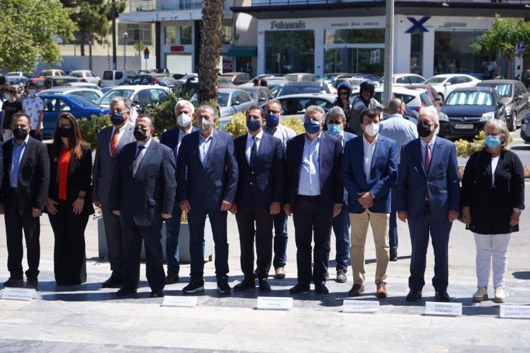 Κατάθεση στεφάνων σήμερα στο Μνημείο της Μάχης Κρήτης στην εκδήλωση τιμής και μνήμης από την Π.Ε. Ηρακλείου