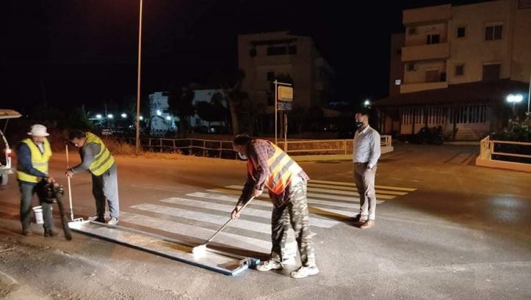 Συντήρηση στις διαβάσεις πεζών στην Αμμουδάρα