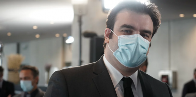 Πιερρακάκης: Τα 6,8 εκατ. έφτασαν οι εμβολιασμοί -Σε λίγες μέρες ανοίγει η πλατφόρμα για 18-24 ετών