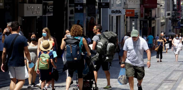 Τι ισχύει τελικά για τους ανεμβολίαστους στο Δημόσιο και τον Ιδιωτικό τομέα -Οι «ποινές» και οι δυνατότητες