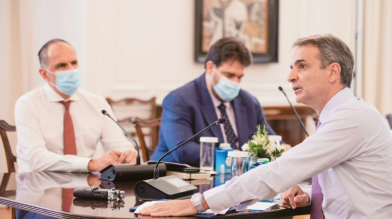 Το κυβερνητικό σχέδιο: Εμβόλιο ή… σπίτι – Μόνο εμβολιασμένοι στα καταστήματα λιανικής από Σεπτέμβριο