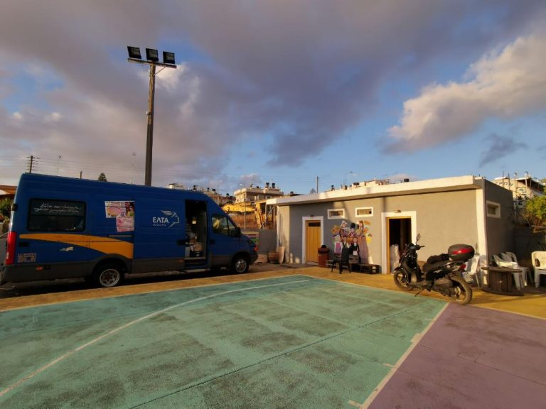 Από Τροχοταχυδρομείο η ταχυδρομική εξυπηρέτηση της περιοχής.