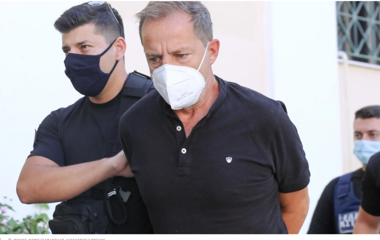 Εισαγγελική πρόταση: Να δικαστεί ο Λιγνάδης για 4 βιασμούς, να παραμείνει προφυλακισμένος