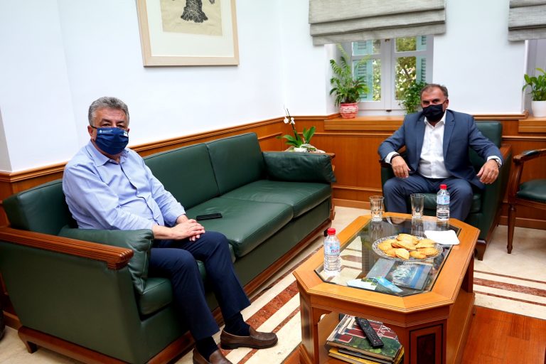 Συνάντηση Περιφερειάρχη Κρήτης με Δήμαρχο Ιεράπετρας 