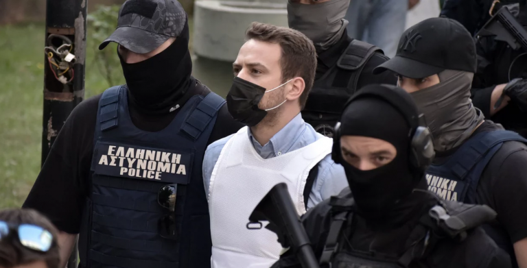 Εγκλημα στα Γλυκά Νερά -Παραπέμπτεται σε δίκη ο Μπάμπης Αναγνωστόπουλος, βούλευμα-καταπέλτης