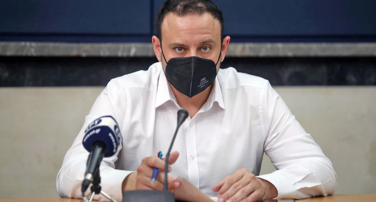 Μαγιορκίνης: Μετά από 2-3 μήνες μπορείς να ξανακολλήσεις αν πέρασες Όμικρον