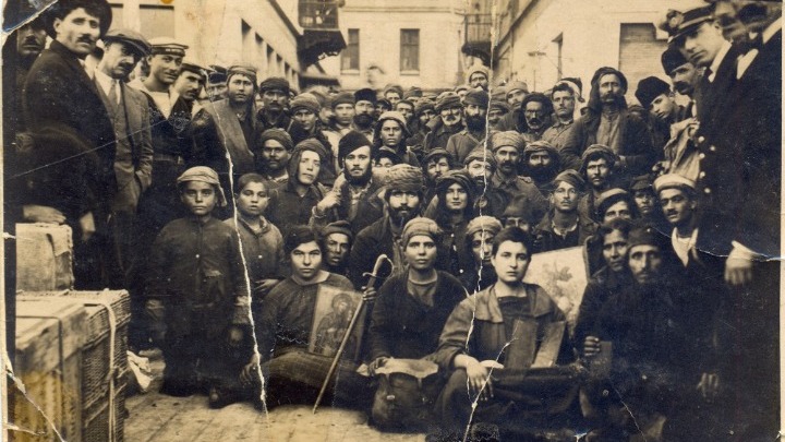 Μια φωτογραφία- μάρτυρας μιας απίστευτης προσφυγικής ιστορίας μετά τη Μικρασιατική Καταστροφή