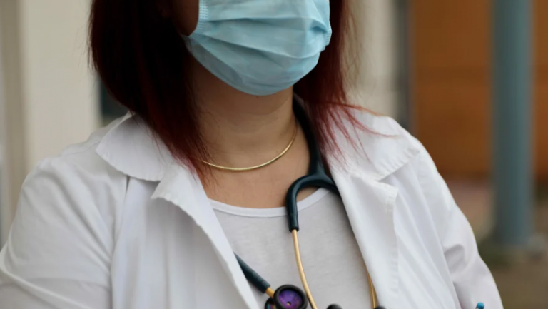 Προσωπικός γιατρός: Λιγότερα ραντεβού στον παθολόγο για τους νεότερους