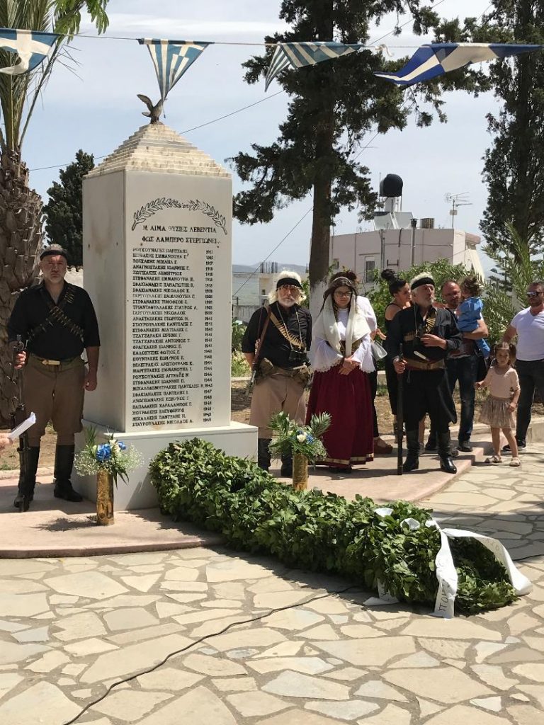 Τιμή στη μνήμη των ηρώων του Χάρακα από τους βουλευτές Ηρακλείου του ΣΥΡΙΖΑ-Προοδευτική Συμμαχία