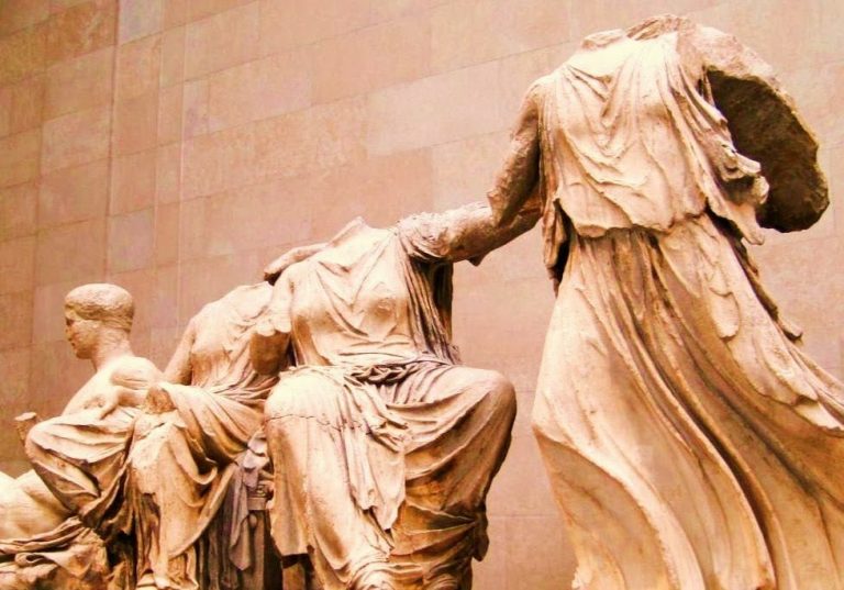Guardian: Ελληνική τραγωδία για Σούνακ -Βάρβαρος ο τρόπος που η Βρετανία χειρίζεται τη διαμάχη για τα Γλυπτά