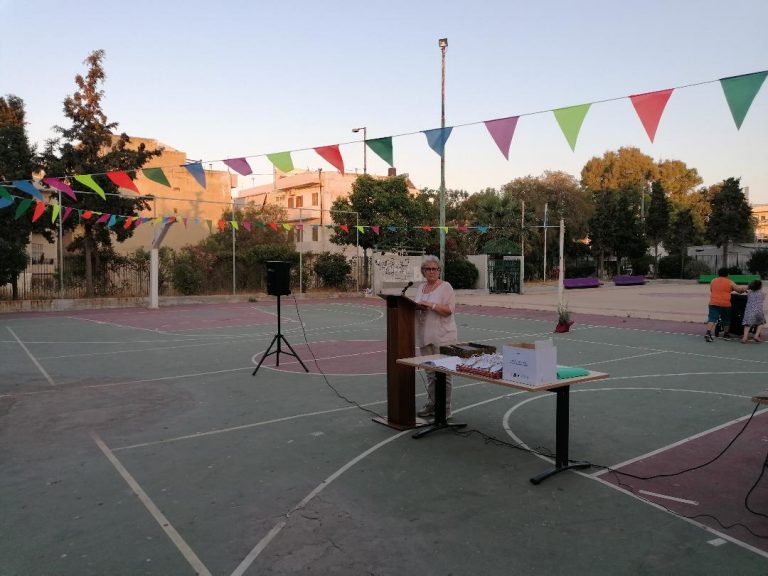 Στην τελετή αποφοίτησης του Σχολείου Δεύτερης Ευκαιρίας Ηρακλείου η Αντιδήμαρχος Παιδείας Στέλα Αρχοντάκη- Καλογεράκη   