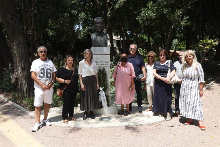 Επιμνημόσυνη δέηση στην Προτομή του Μηνά Γ. Γεωργιάδη