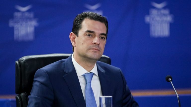 Σκρέκας: Την Τρίτη ανακοινώνει νέα μέτρα στήριξης για την ενέργεια σε νοικοκυριά και επιχειρήσεις, για τον Ιούλιο