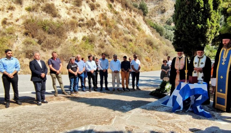 Μαλεβίζι: Τίμησαν τους Καλεσανούς ήρωες.