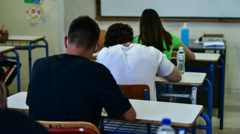 Αυτές είναι οι 10 δημοφιλέστερες ειδικότητες στα ΙΕΚ ΔΥΠΑ – ΟΑΕΔ