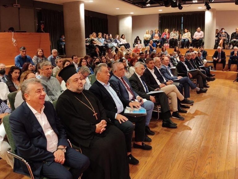 Ο Λ. ΑΥΓΕΝΑΚΗΣ ΣΤΗΝ ΗΜΕΡΙΔΑ ΤΟΥ ΠΑΓΝΗ ΓΙΑ ΤΙΣ ΔΗΜΟΣΙΕΣ ΣΥΜΒΑΣΕΙΣ ΣΤΑ ΝΟΣΟΚΟΜΕΙΑ ΤΟΥ ΕΣΥ