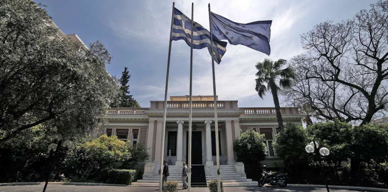 Έκτακτη σύσκεψη στο Μέγαρο Μαξίμου για την έξαρση του κορωνοϊού στην Κίνα και τις συστάσεις της ΕΕ