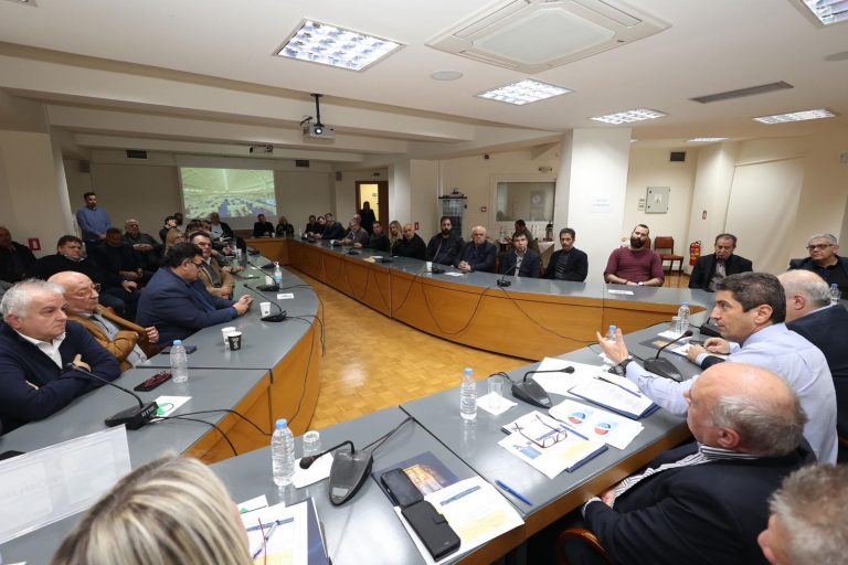 Λ. Αυγενάκης: «Ανοίγουμε ορίζοντες και προωθούμε την κρητική διατροφή, ως πρότυπο υγιεινής διατροφής, που χρειάζεται οποιοσδήποτε ασχολείται με τον αθλητισμό, επενδύοντας και στον αθλητικό τουρισμό»