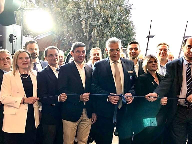 Εγκαίνια για τους γαλάζιους!Ενωμένοι όσο ποτέ!