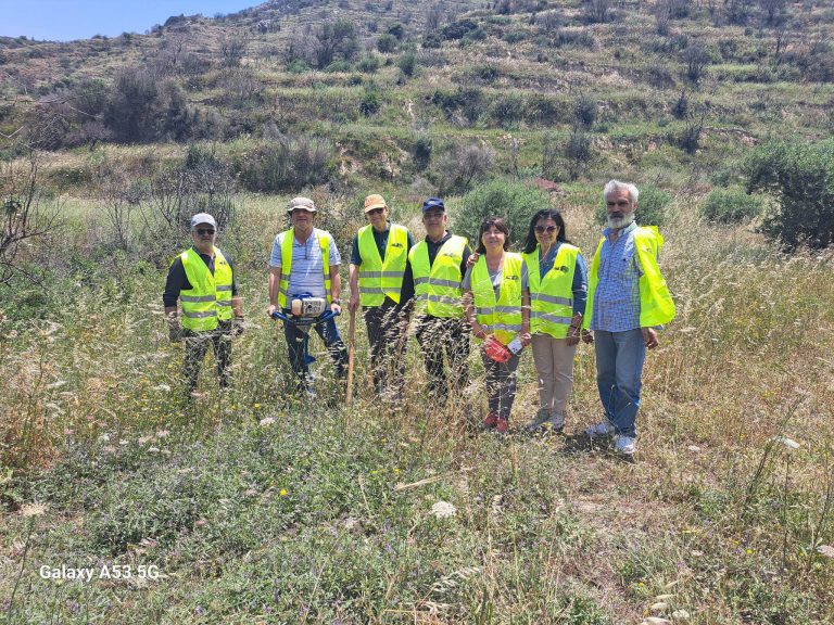 ΔΕΝΔΡΟΦΥΤΕΥΣΗ ΣΤΟ ΧΩΡΙΟ  ΠΡΙΝΑ ΑΠΟ ΤΟΝ ΡΟΤΑΡΙΑΝΟ ΟΜΙΛΟ ΗΡΑΚΛΕΙΟ-CANDIA!
