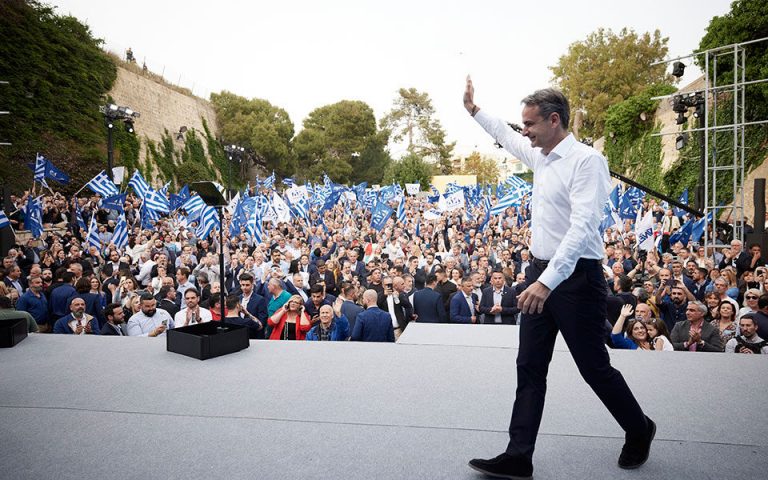 «Εύλογος πήχης το 33%»: Αισιοδοξία Μητσοτάκη για το αποτέλεσμα των ευρωεκλογών -Κινητοποίηση κατά της αποχής.