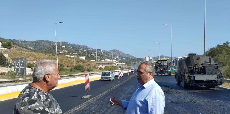 Συνεχίζονται οι εργασίες ασφαλτόστρωσης της Περιφέρειας Κρήτης στον ΒΟΑΚ, στο τμήμα Γάζι – Λινοπεράματαf