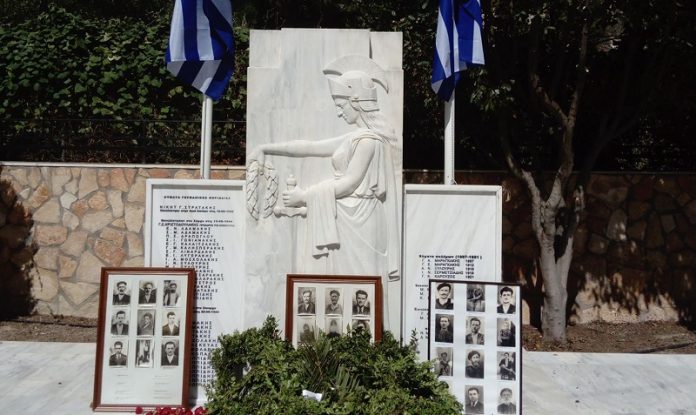 Σάρχος Μνημείο Πεσόντων
