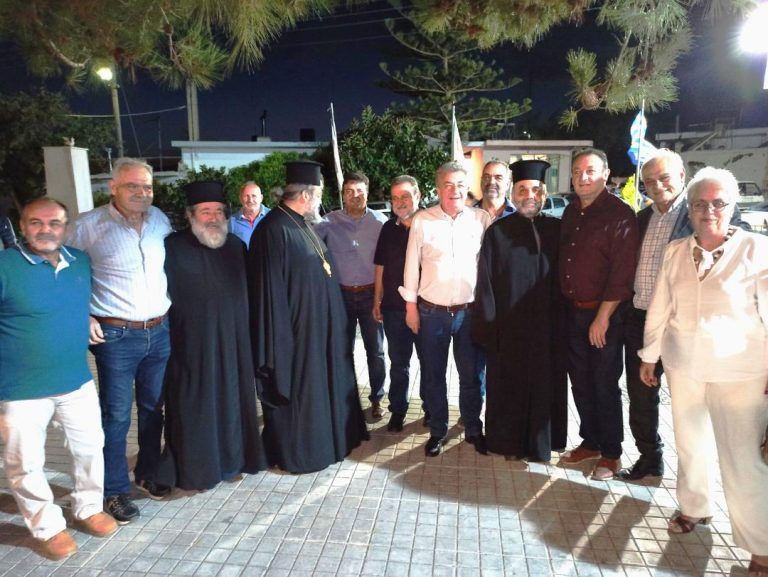 Τιμήθηκε για την προσφορά του στον Πολιτισμό ο Περιφερειάρχης Κρήτης.