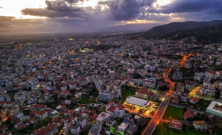 Επιστολή στον πρωθυπουργό έστειλαν 5.500 πολύτεκνοι από το Αγρίνιο κατά του γάμου ομοφύλων