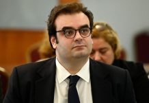 Πιερρακάκης: Στα 1.600 ευρώ αυξάνεται το ακατάσχετο ποσό για οφειλές προς Δημόσιο και τράπεζες