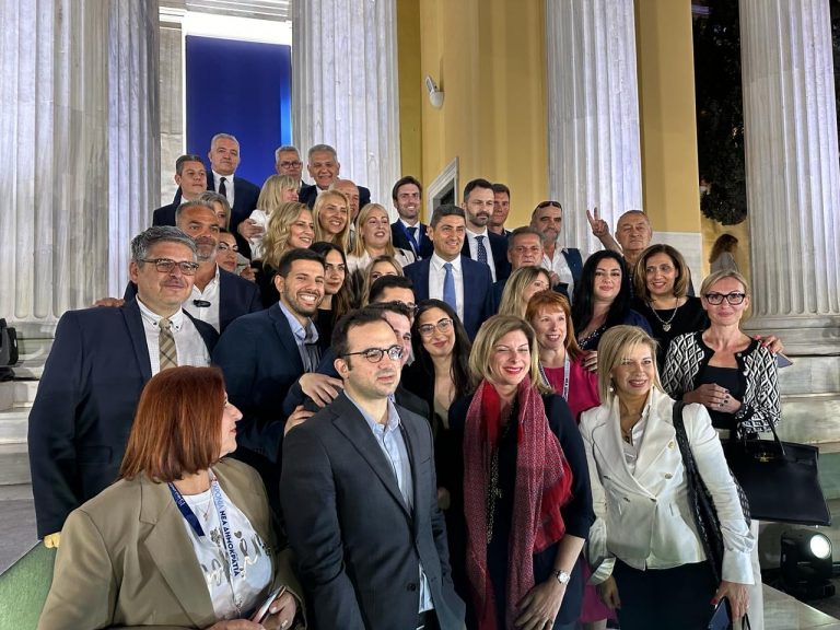 Δυνατό παρών από την ΔΕΕΠ Ηρακλείου(ΝΟΔΕ) στο 15ο επετειακό συνέδριο της Νέας Δημοκρατίας.
