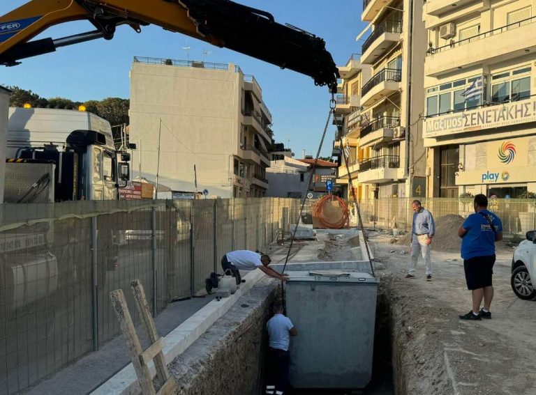 Ξεκίνησε η τοποθέτηση υπόγειων κάδων απορριμμάτων και στο κέντρο του Ηρακλείου