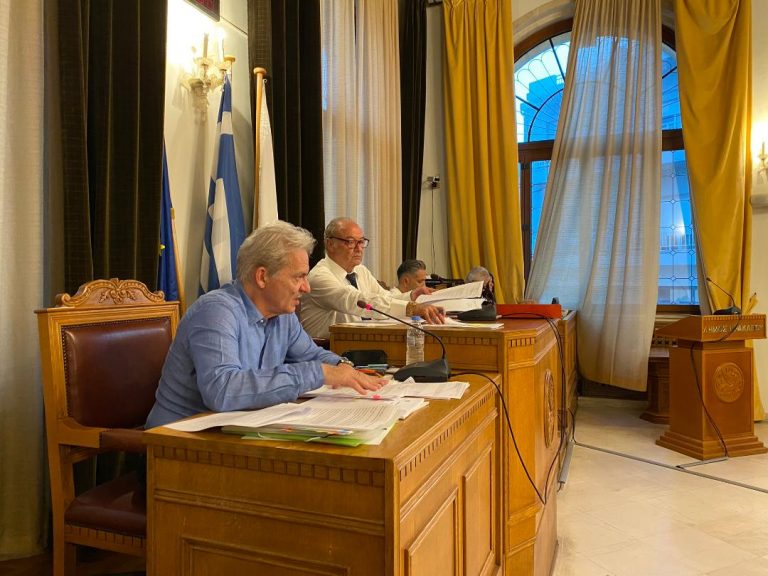 Εγκρίθηκαν από το Δημοτικό Συμβούλιο Ηρακλείου οι προσωρινές τροποποιήσεις στις ώρες των δρομολογίων των mini bus