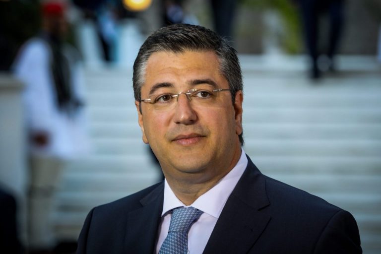 Ο Απόστολος Τζιτζικώστας είναι ο νέος Έλληνας επίτροπος στην Κομισιόν